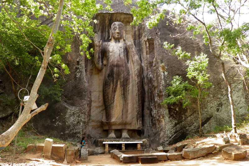 Rasvehera Buddha Statue